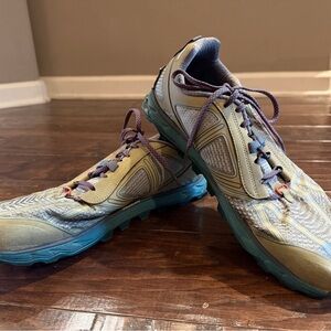 Altra Gaiter Trap Men’s Trail Running Shoes, Size 11.5